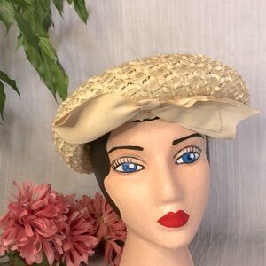 Vintage cream Jean Sutton beret woven womans hat with large front bow